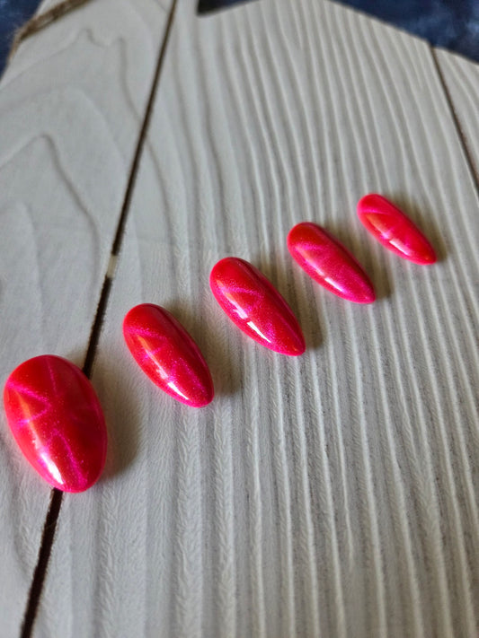 Hot pink cat eye with design