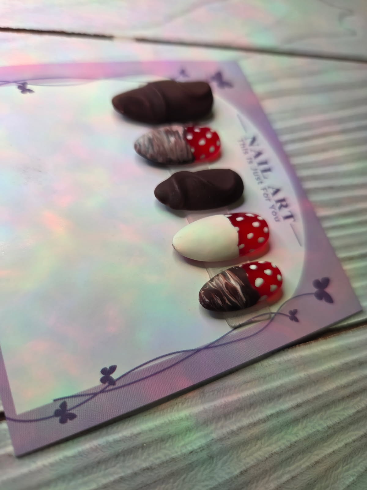 Chocolate covered strawberry nails!!
